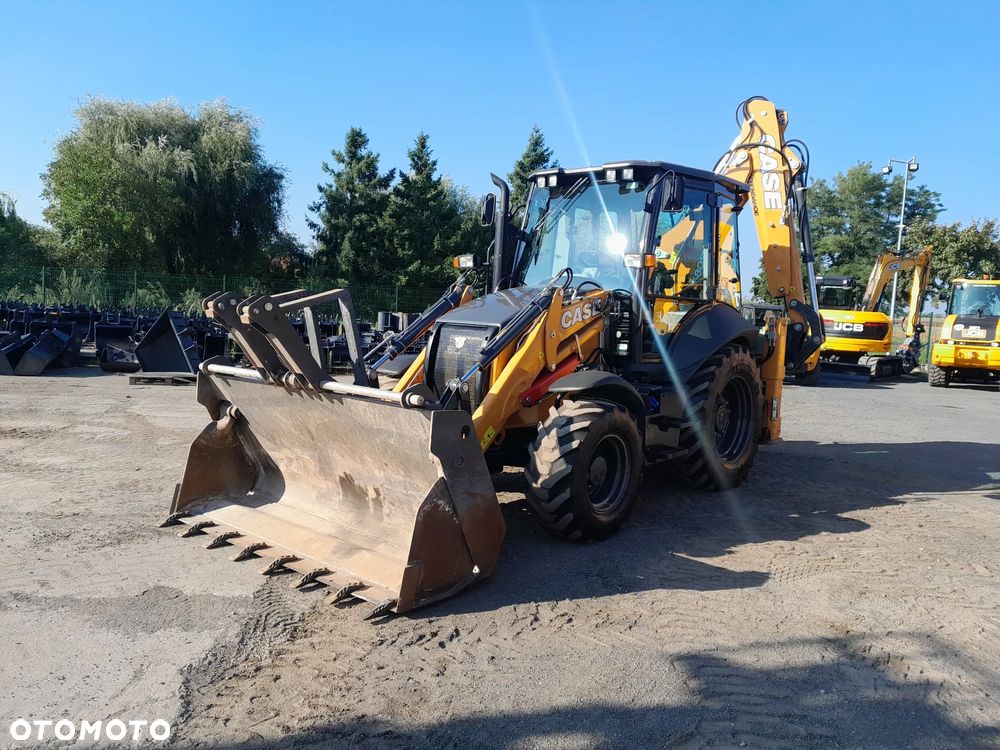 Case 580SV 2023R - 4