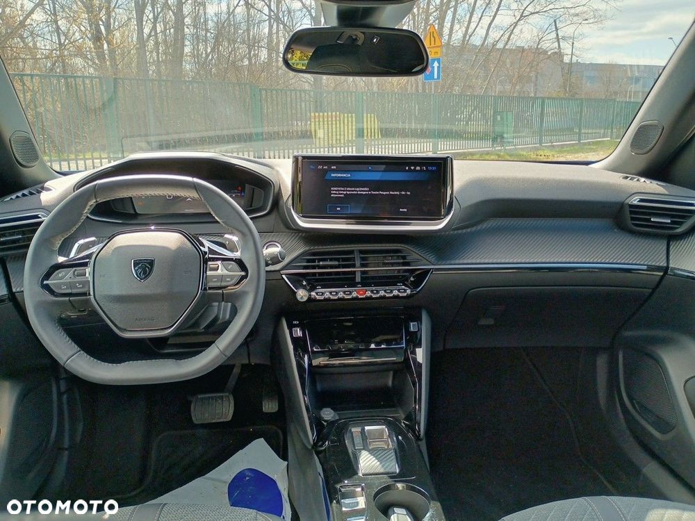 Peugeot 2008 1.2 PureTech Allure S&S EAT8 - 7