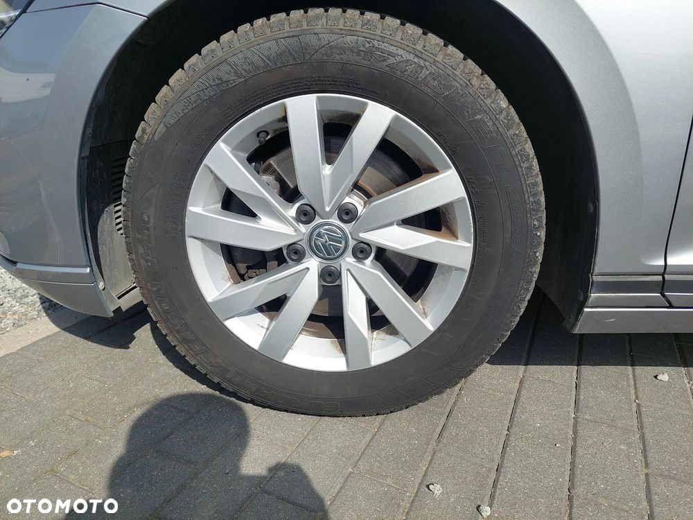Volkswagen Passat 1.5 TSI EVO Trendline - 18