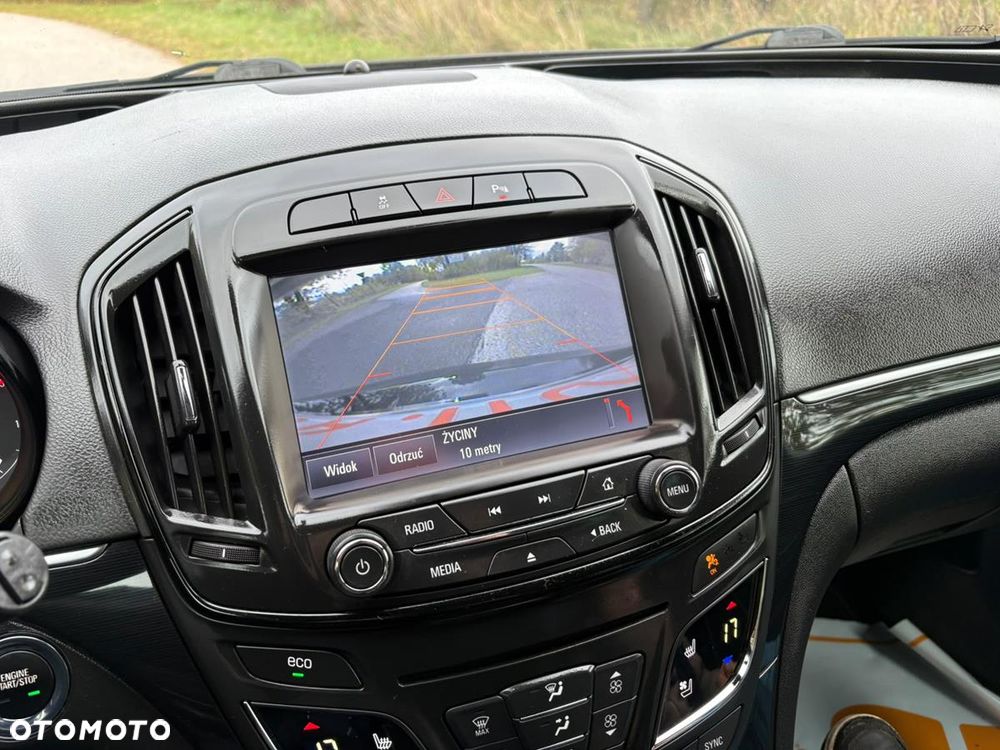 Opel Insignia - 24