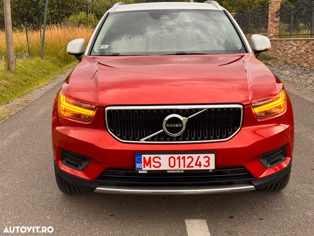 Volvo XC 40 D4 AWD Geartronic Momentum Pro - 17