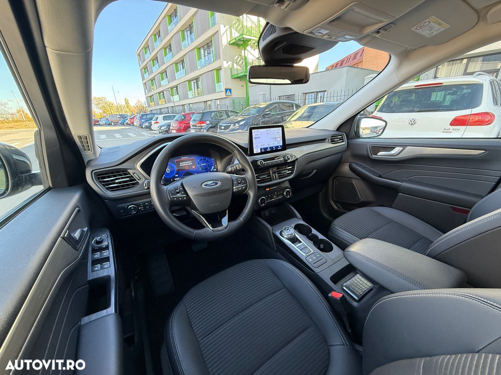 Ford Kuga 2.0 TDCi 2x4 Aut. Cool & Connect - 15