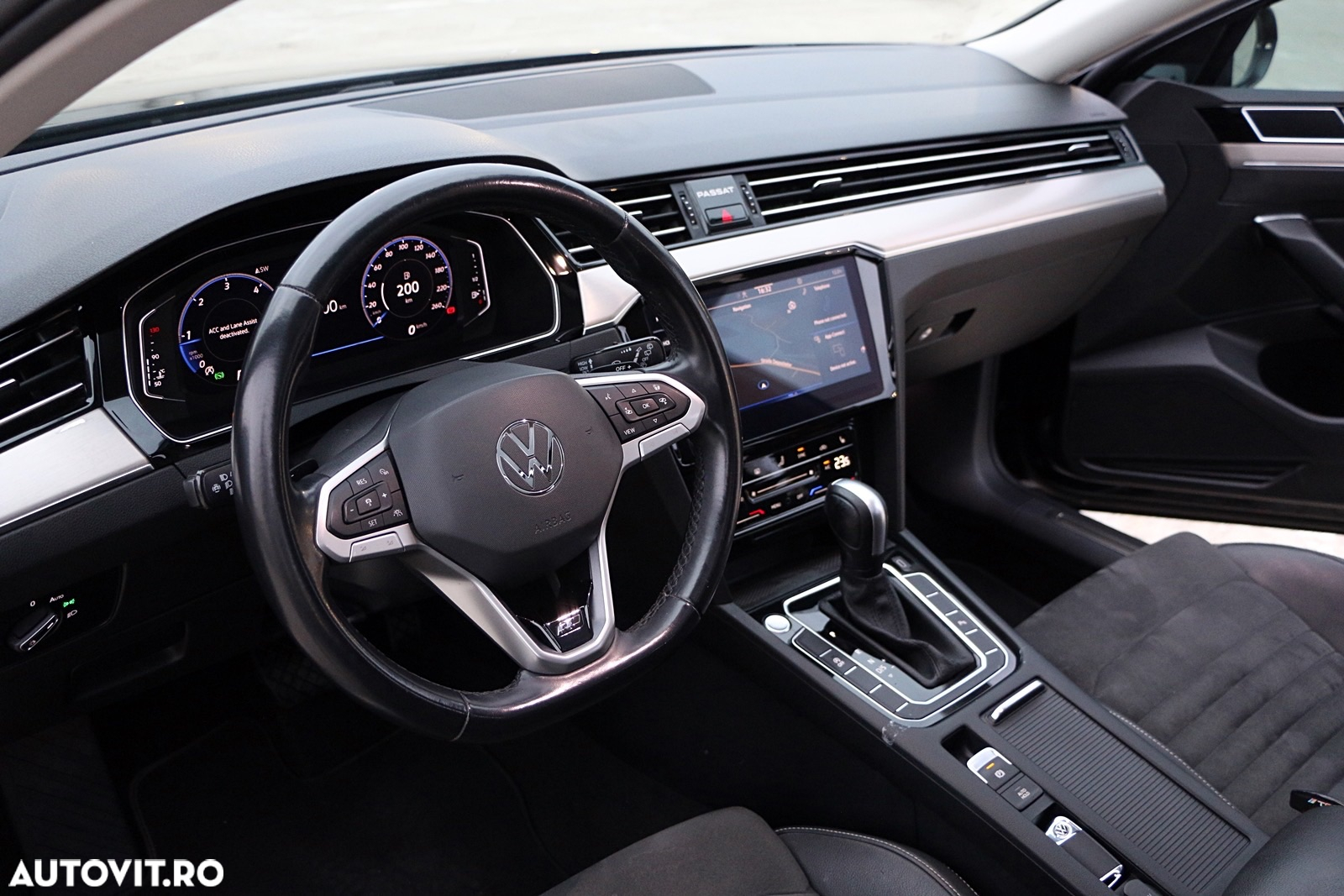 Volkswagen Passat Variant 2.0 TDI DSG R Executive - 22