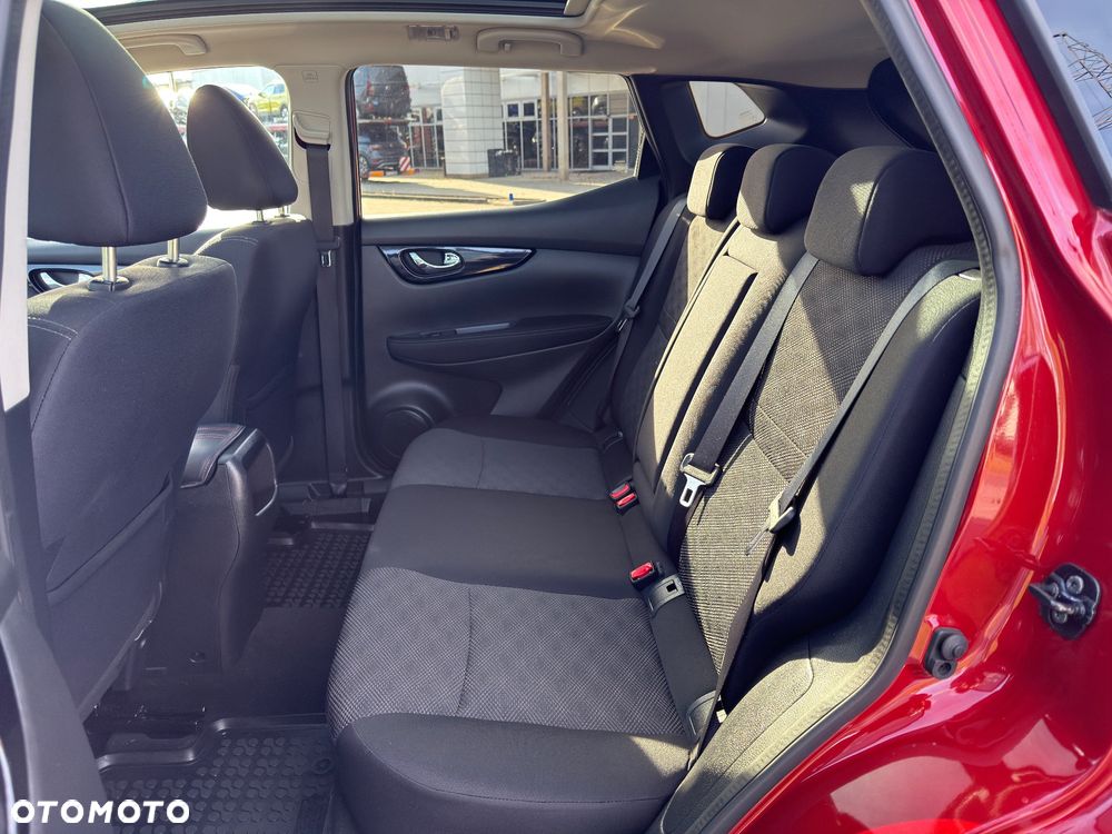 Nissan Qashqai 1.6 DIG-T N-Connecta - 6