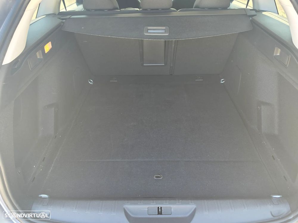 Peugeot 308 SW 1.5 BlueHDi Style - 14