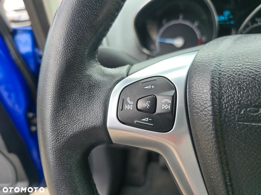 Ford EcoSport - 26