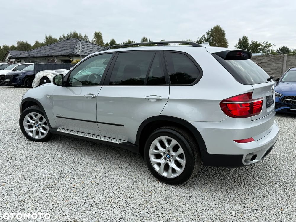 BMW X5 xDrive35i Edition Exclusive - 7
