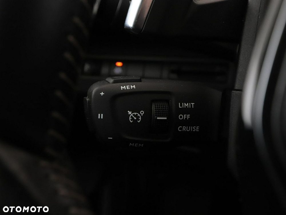 Peugeot 3008 BlueHDi 130 Stop & Start EAT8 Active Pack - 37