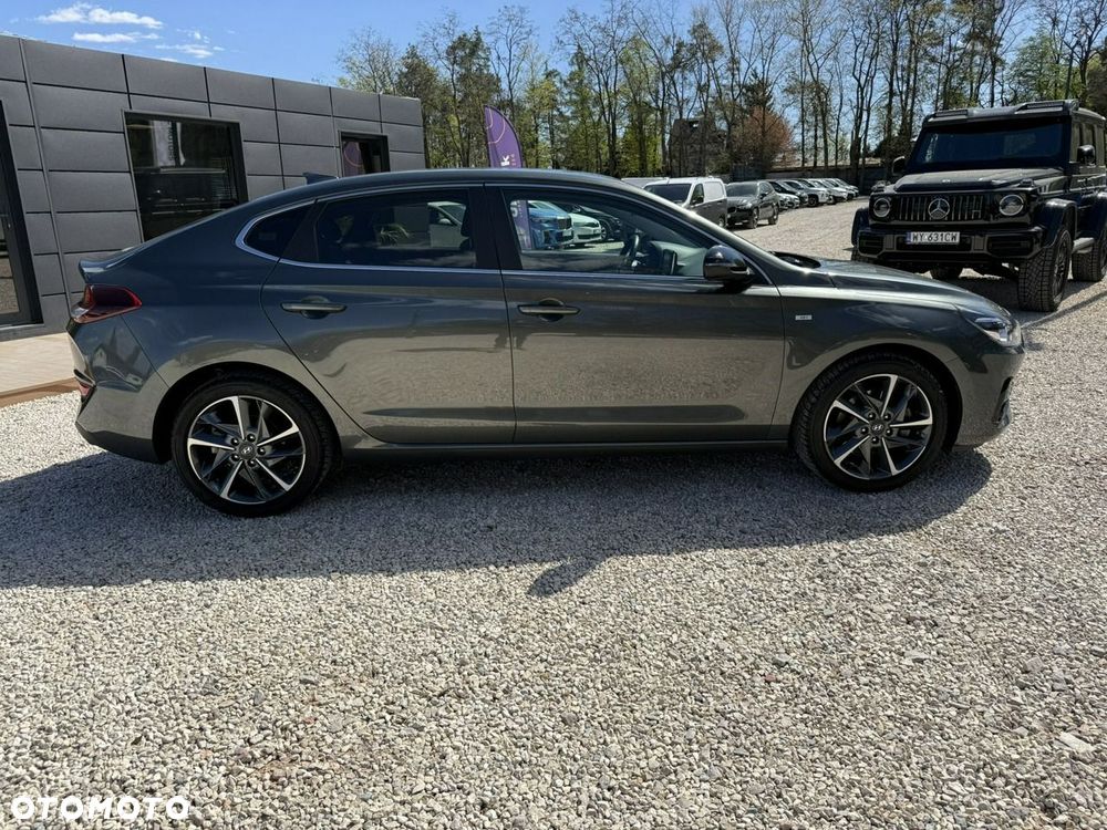 Hyundai i30 - 24