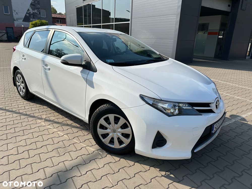 Toyota Auris - 5