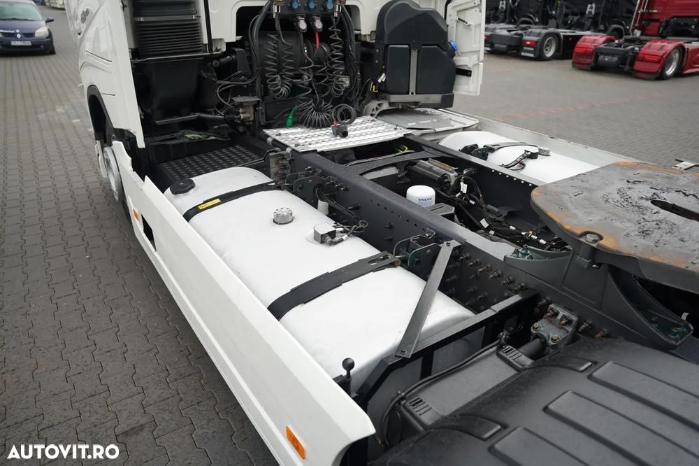 Volvo FH 460 / MEGA /  I-PARK COOL / I-SHIFT / I-SAVE / TV / EURO 6 - 13