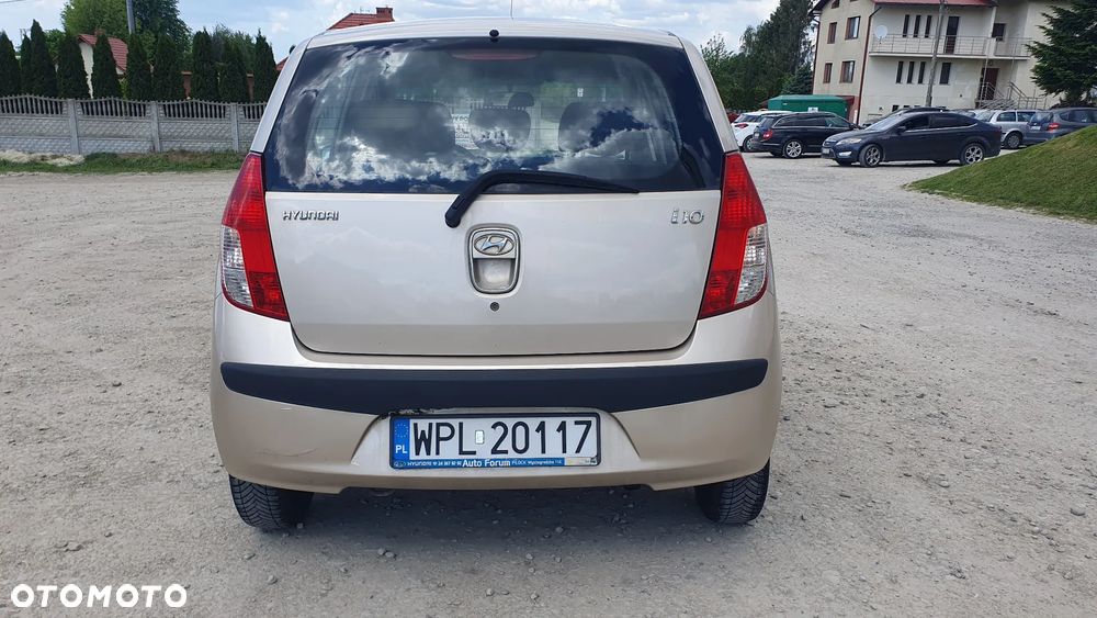 Hyundai i10 1.1 Premium - 10