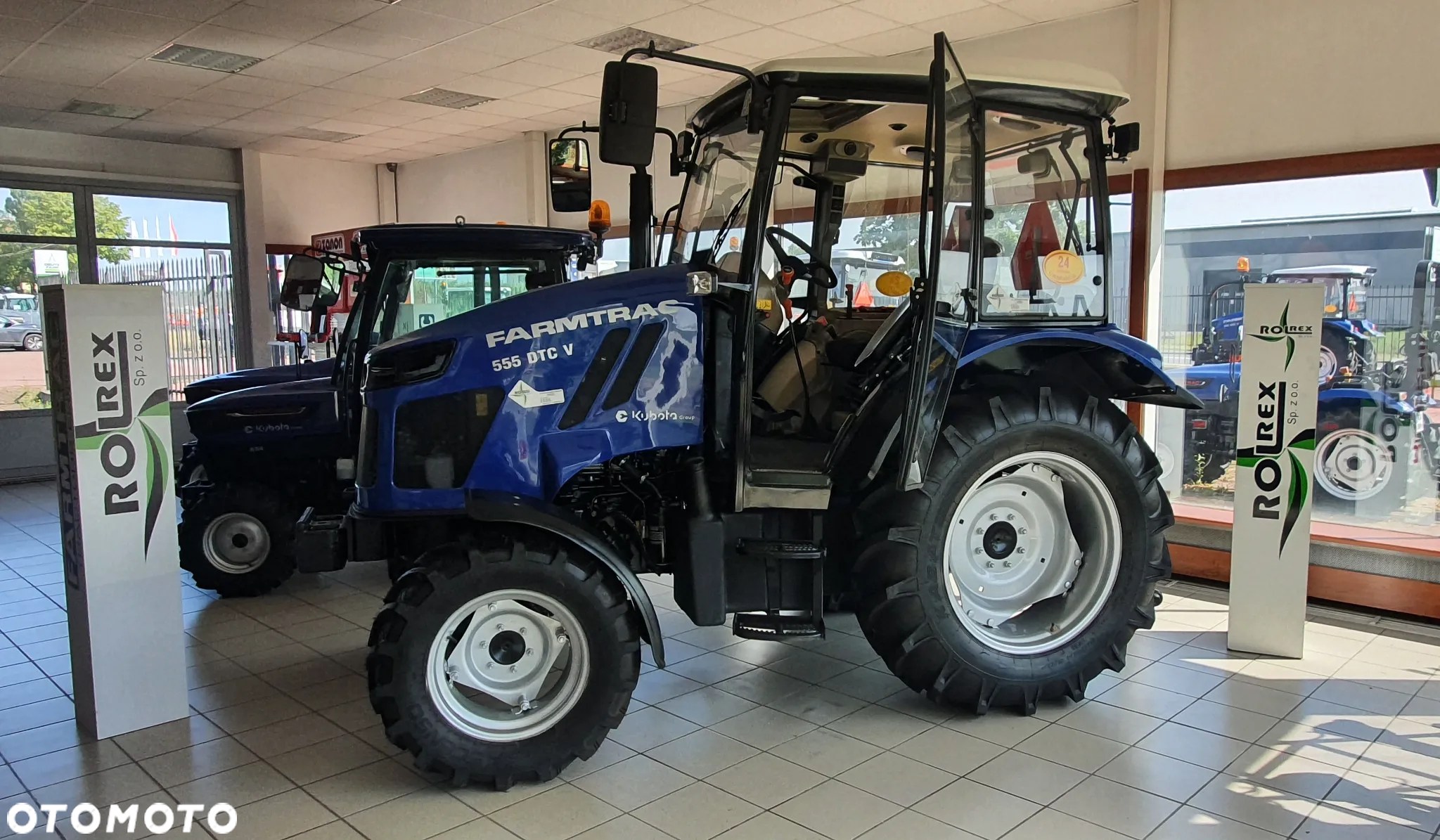 Farmtrac 555 DTC V - 5