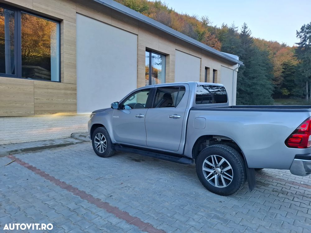Toyota Hilux - 3