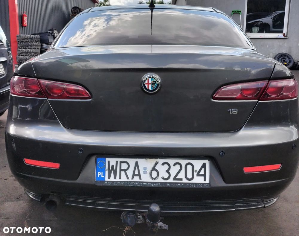 ALFA ROMEO 159 1.9 JTDm 16V 150KM 651 DRZWI PRZÓD LEWY PRAWY TYŁ KLAPA ZDERZAK PRZEDNI TYLNI MASKA BŁOTNIK LAMPA PAS PRZEDNI SZYBA LUSTERKO SILNIK SKRZYNIA CAŁY NA CZĘŚCI - 3
