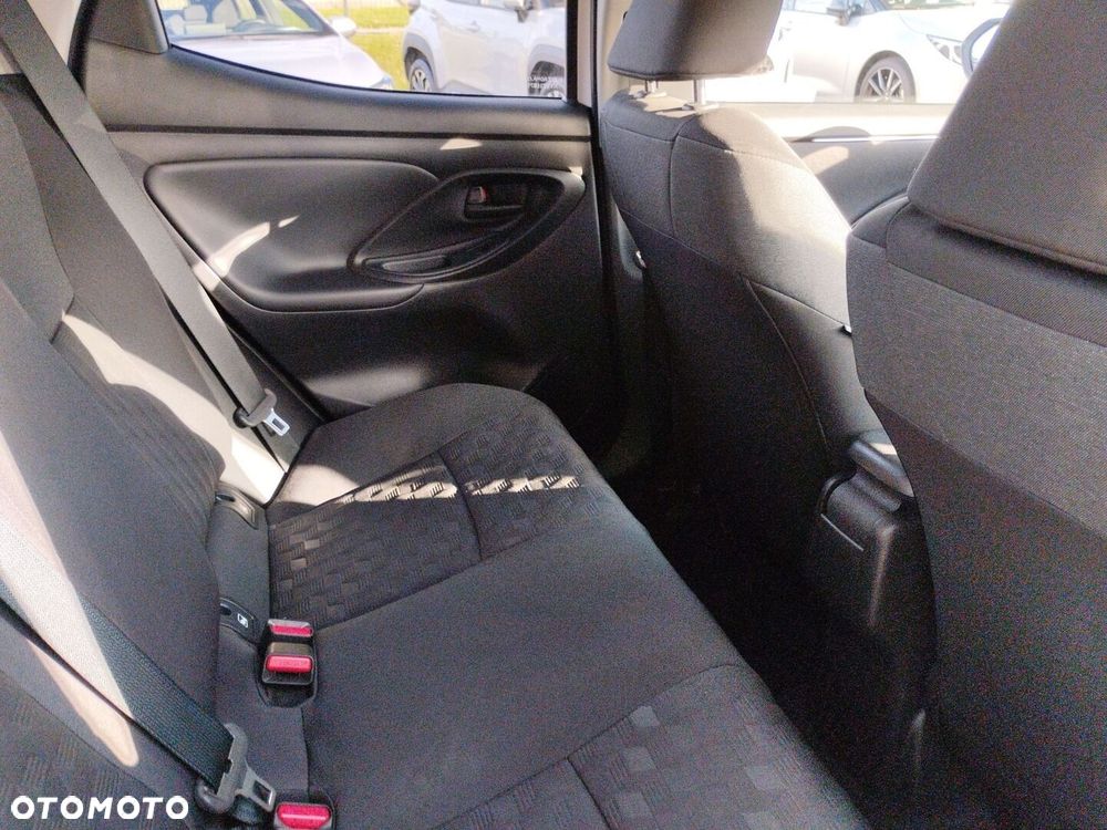 Toyota Yaris Hybrid 1.5 Style - 10