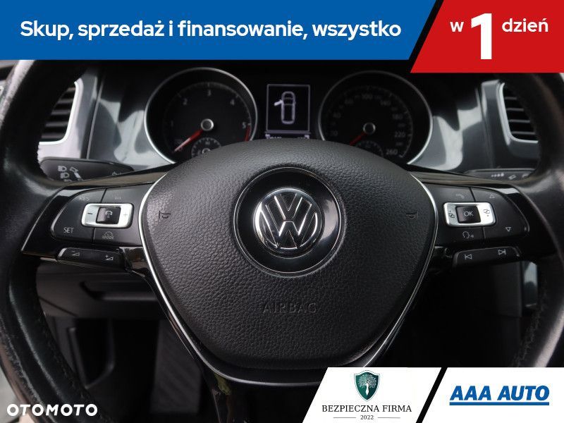 Volkswagen Golf Variant - 17