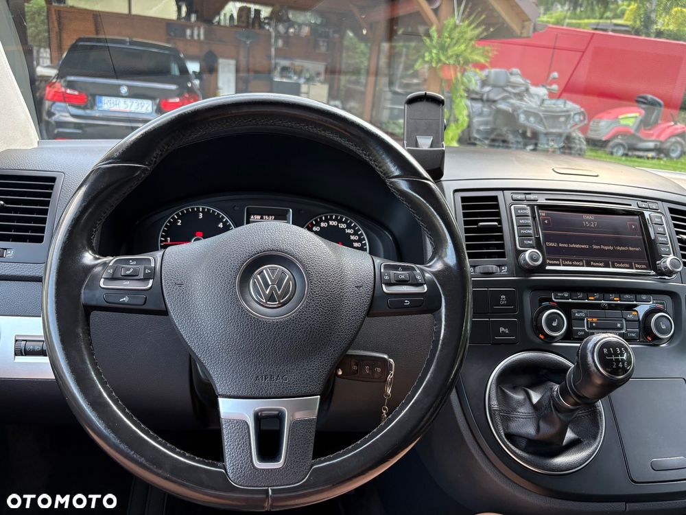 Volkswagen Multivan - 27