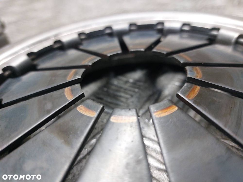 SPRZĘGŁO TARCZA + DOCISK + ŁOŻYSKO OPOROWE SUZUKI IGNIS I 1.3 16V - 2