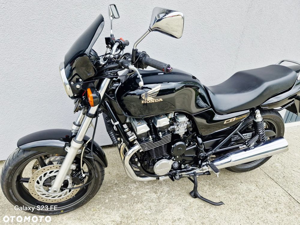 Honda CB - 9