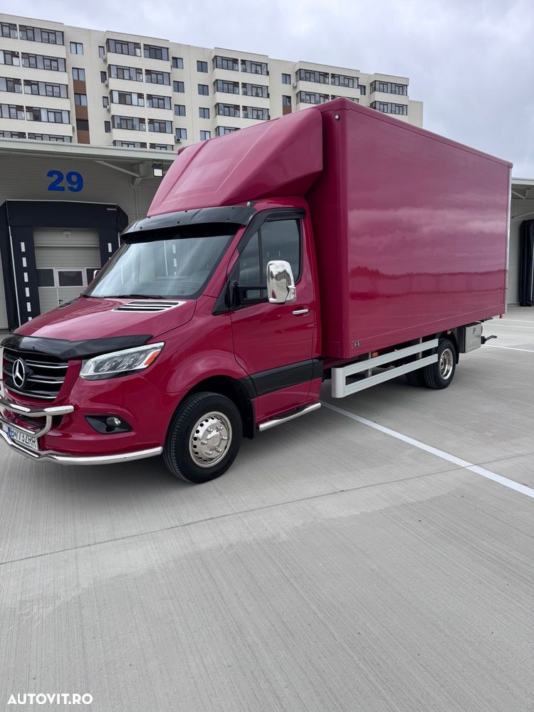 Mercedes-Benz Sprinter - 4