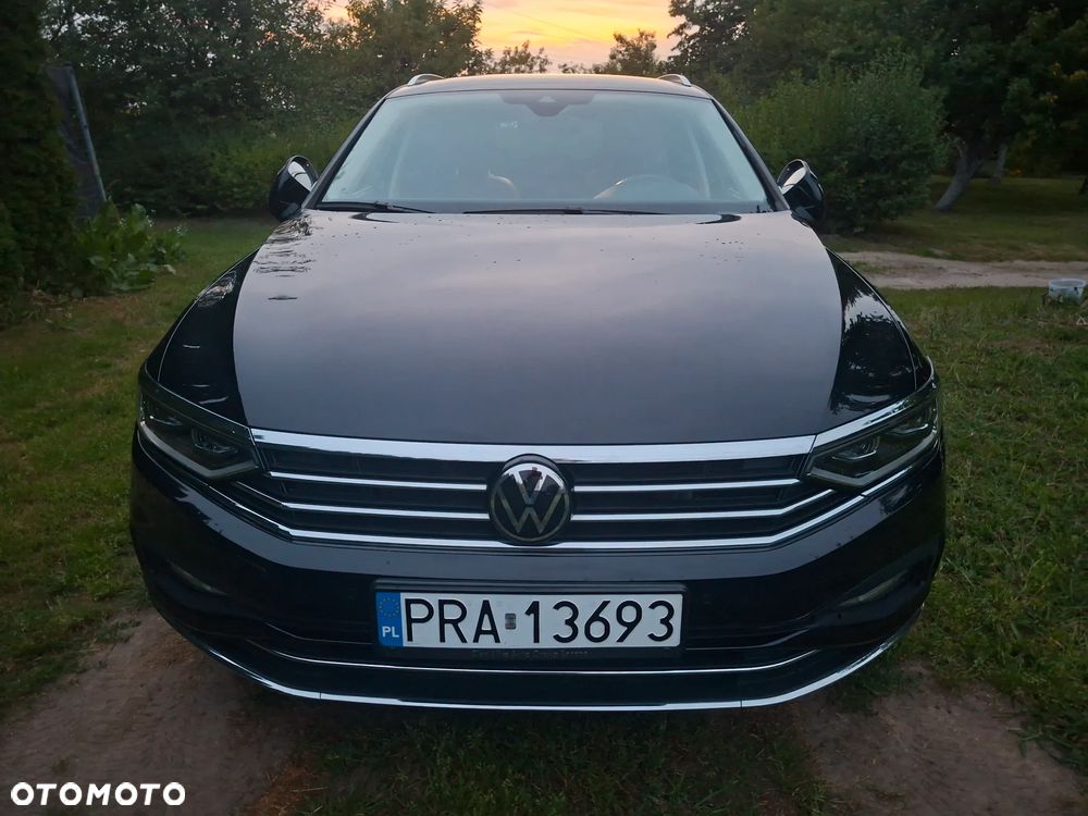 Volkswagen Passat 2.0 TDI EVO Elegance DSG - 2