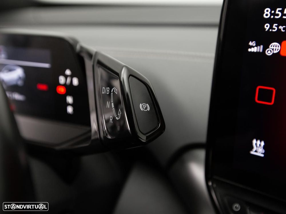 VW ID.5 52 kWh Pure Urban - 19