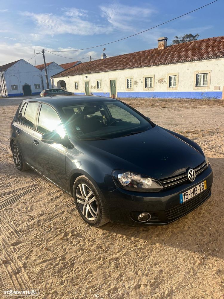 VW Golf 2.0 TDi Confortline - 9
