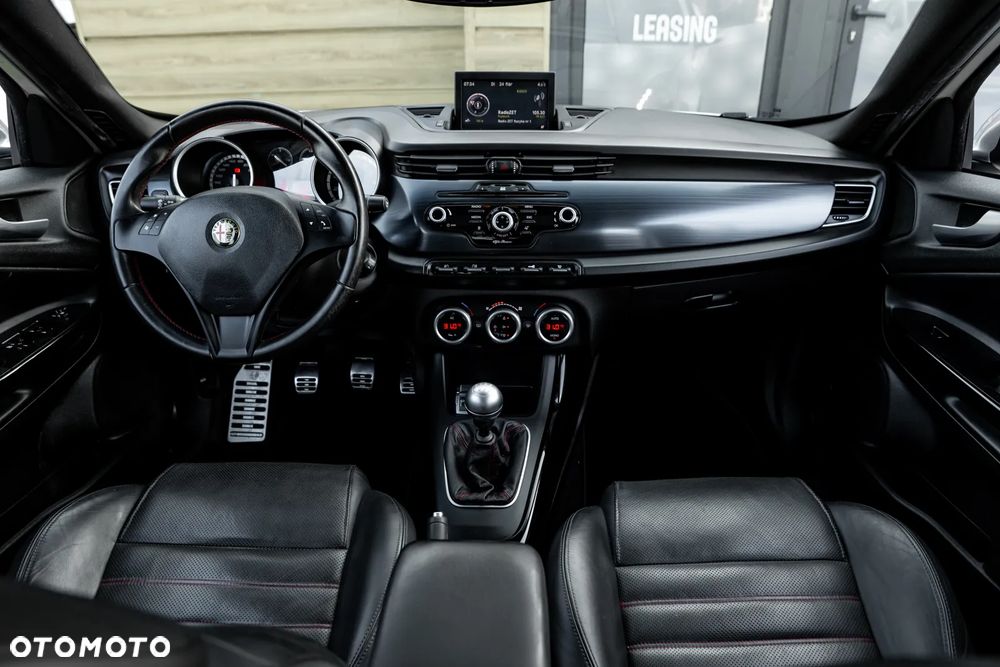 Alfa Romeo Giulietta 1.8 TBi 16V Quadrifoglio Verde - 29