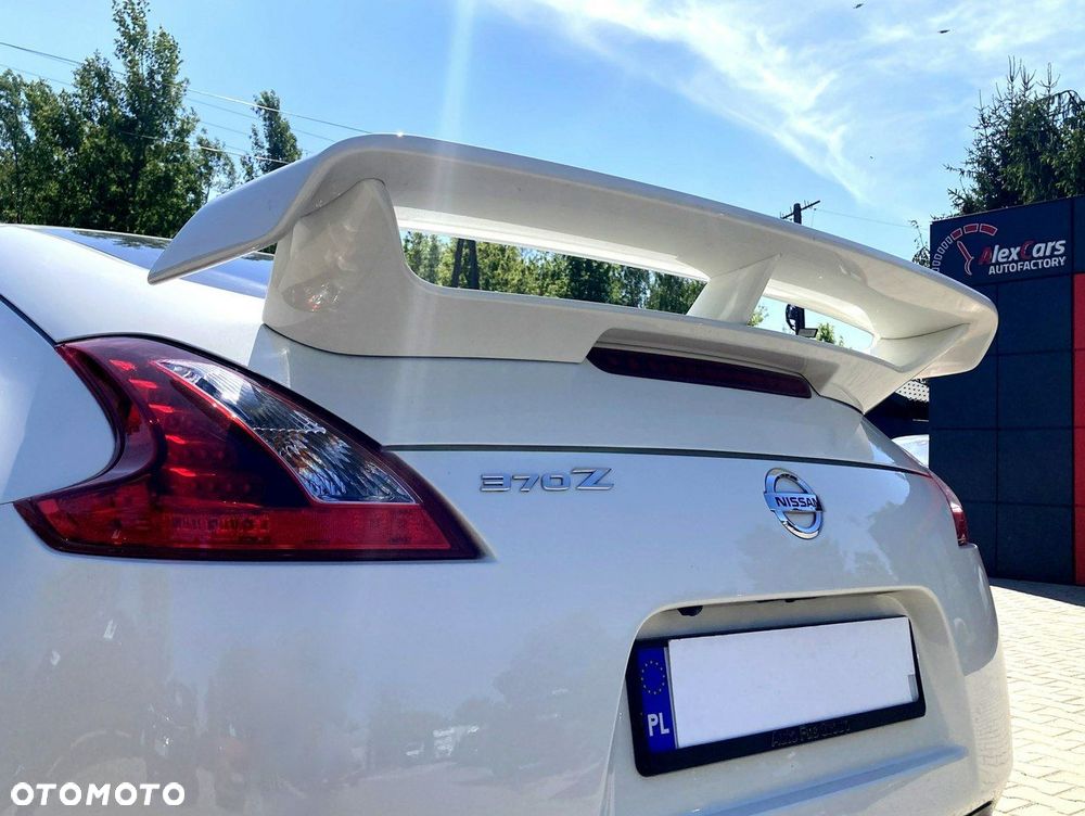 Nissan 370 Z - 15