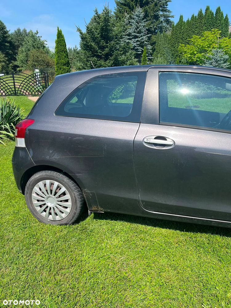 Toyota Yaris 1.4 D-4D - 5