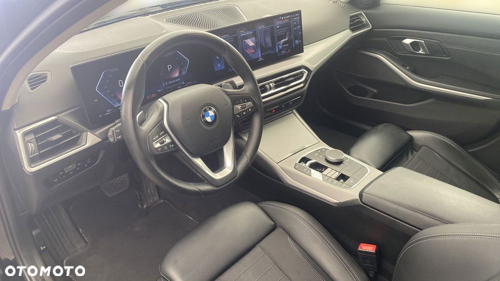 BMW Seria 3 318i - 10