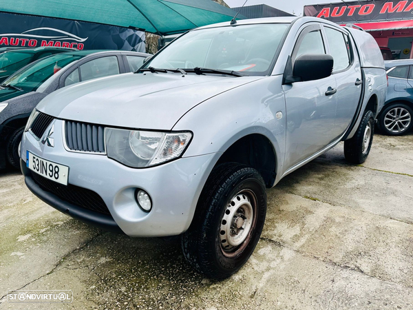 Mitsubishi L200 2.5 DI-D CD Invite AC+ABS