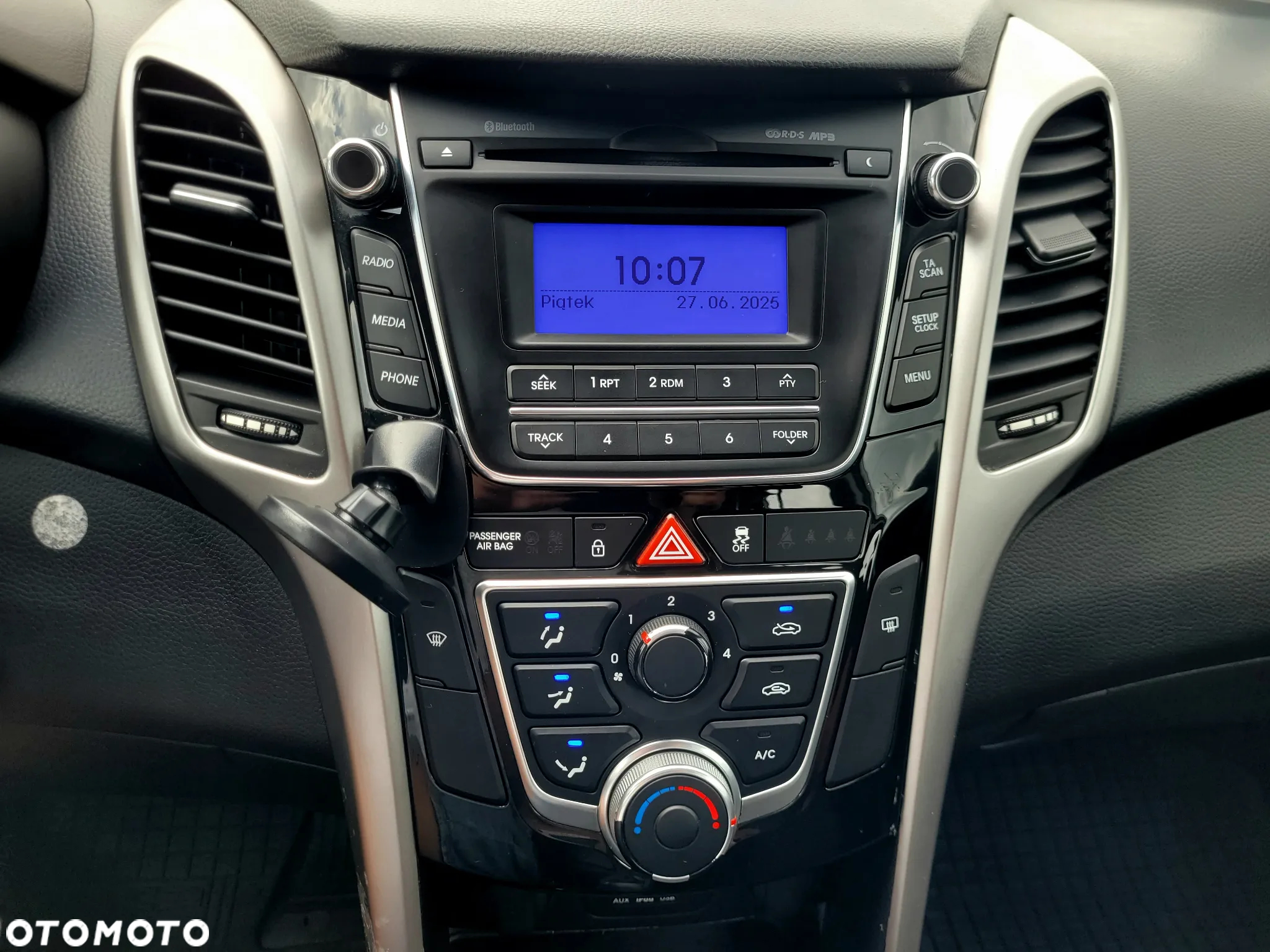 Hyundai i30 1.6 GDI Classic + - 18