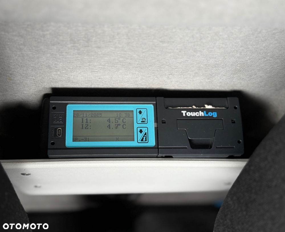 Iveco Daily‼️72C18‼️3.0 HI-MATIC Chłodnia/Mroźnia zakres -32C/+22C THERMO KING V-500 MAX Źródło Zasilania 400V Grube Ściany/Podłoga Przegroda komorowa‼️ Full LED na bliźniaku Salon Polska Poduszki Pneumatyczne DMC7200kg - 23