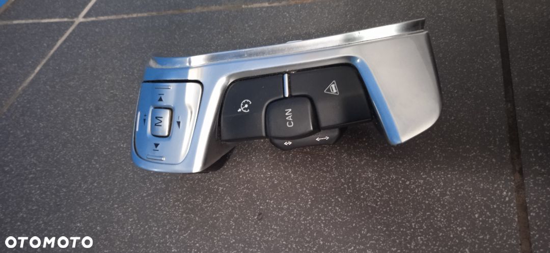 Przełącznik Kierownicy FORD Mondeo MK4 Nowy 305482085 Prawy - 1