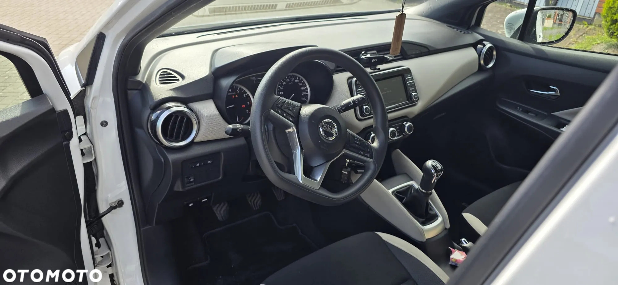 Nissan Micra 1.0 Acenta - 16