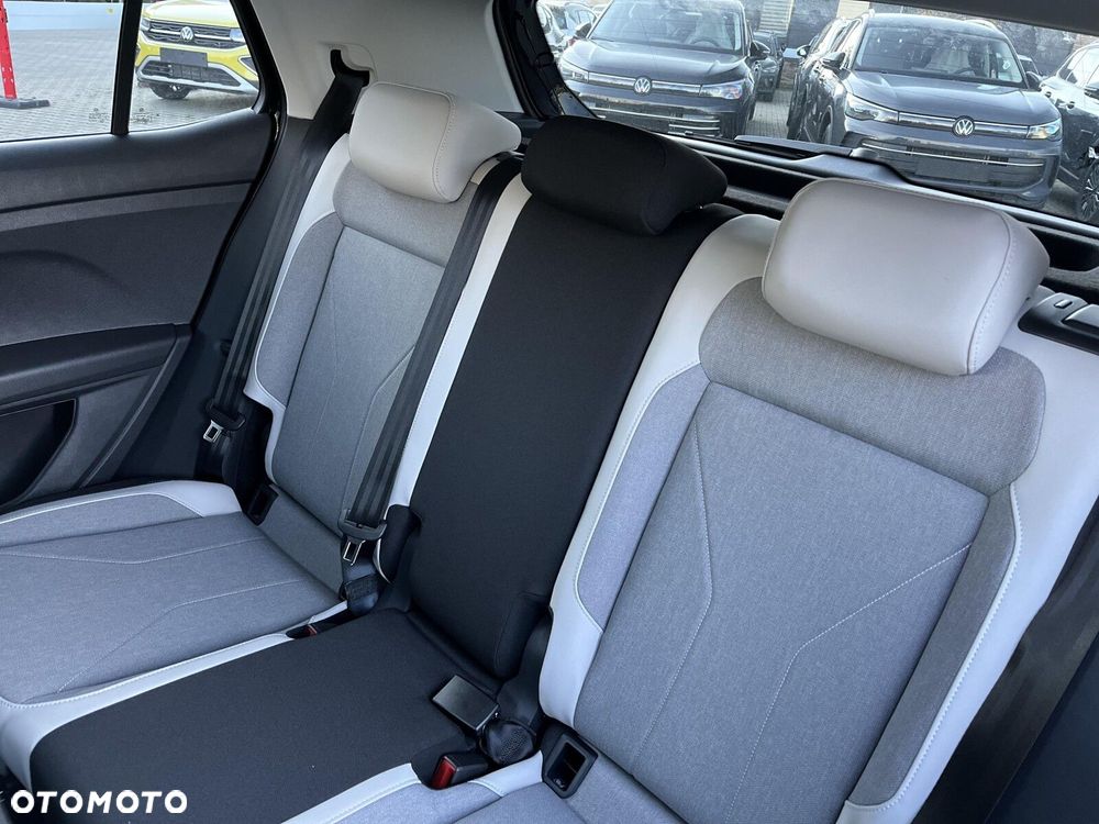 Volkswagen T-Cross - 18