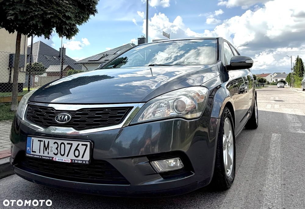 Kia Ceed 1.6 Crdi M - 1