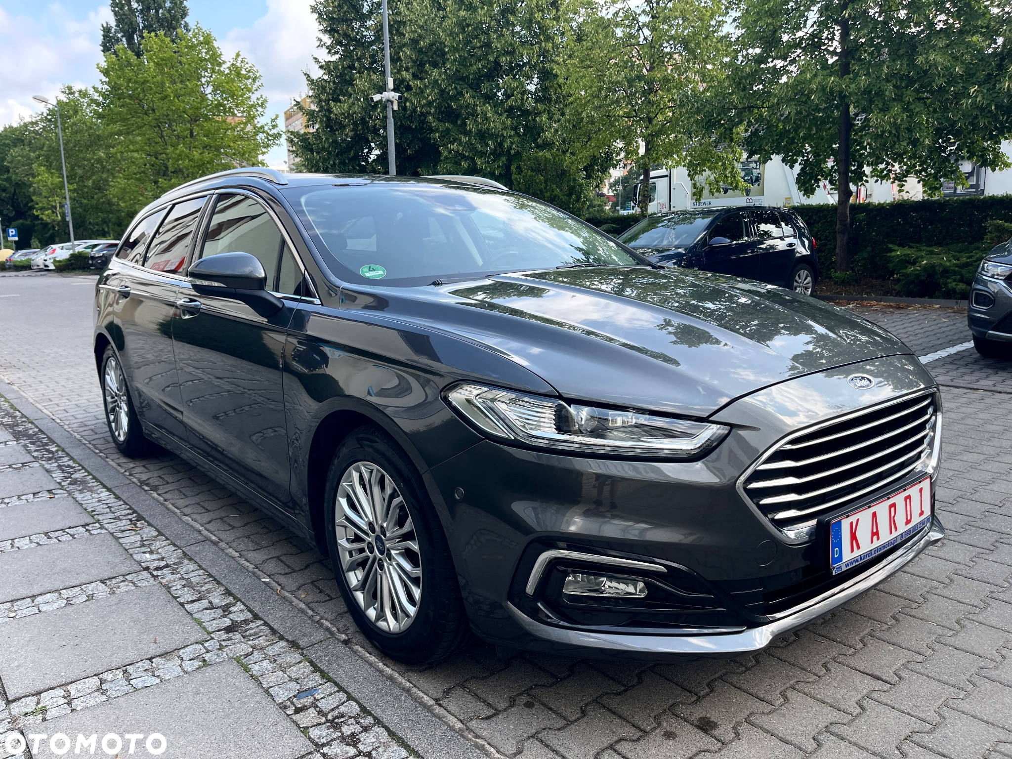 Ford Mondeo - 4