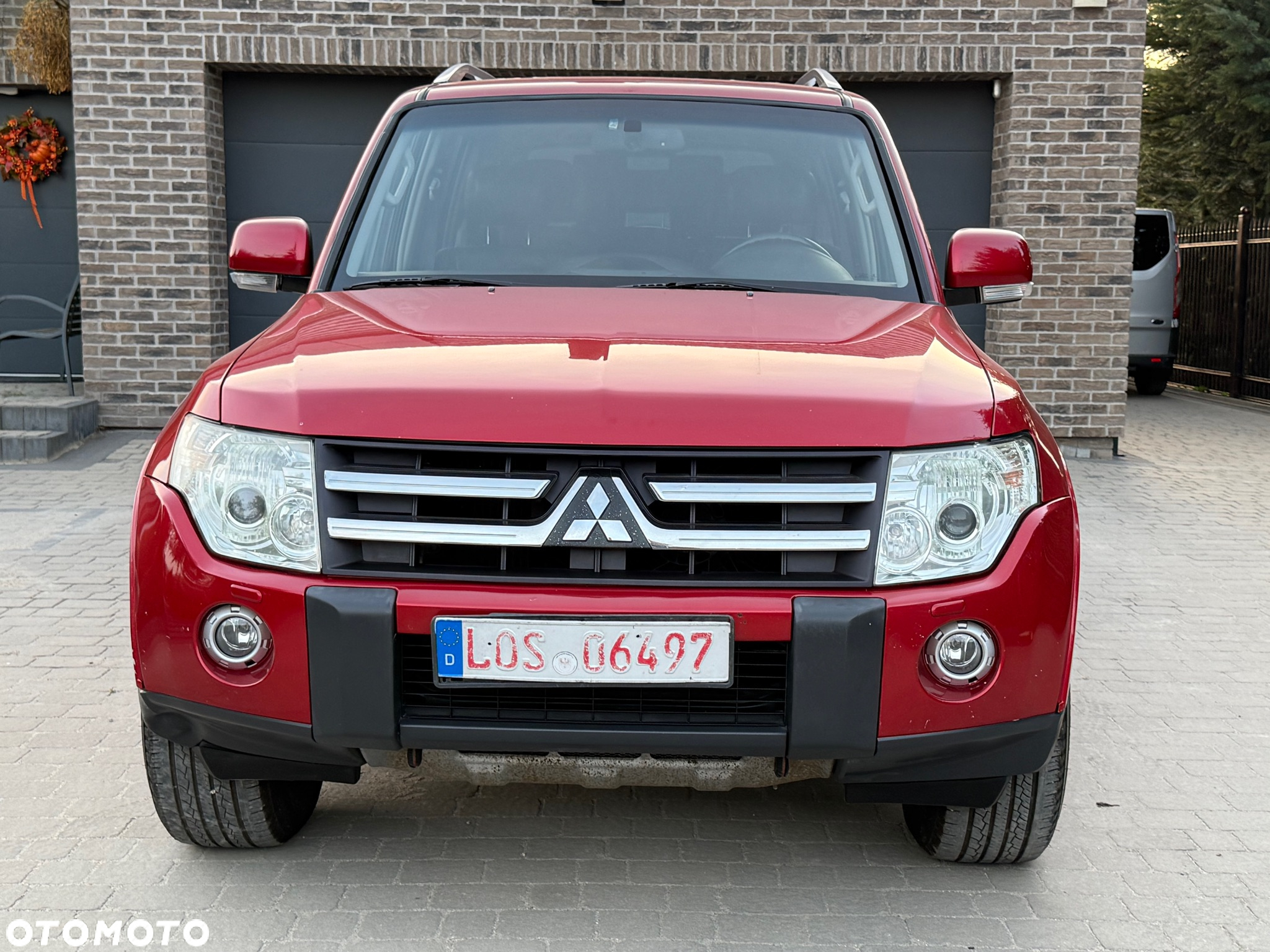 Mitsubishi Pajero 3.2 DID Intense + - 14
