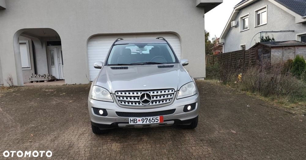 Mercedes-Benz ML - 31