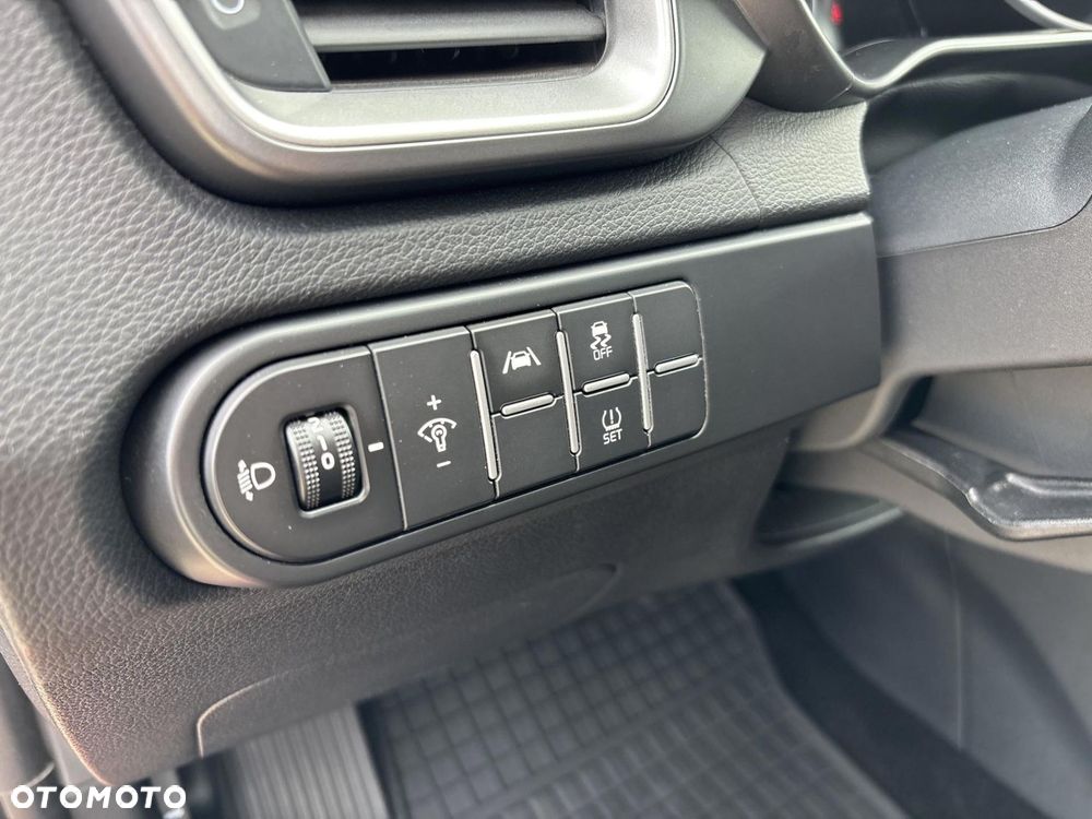 Kia Ceed 1.5 T-GDI M DCT - 22