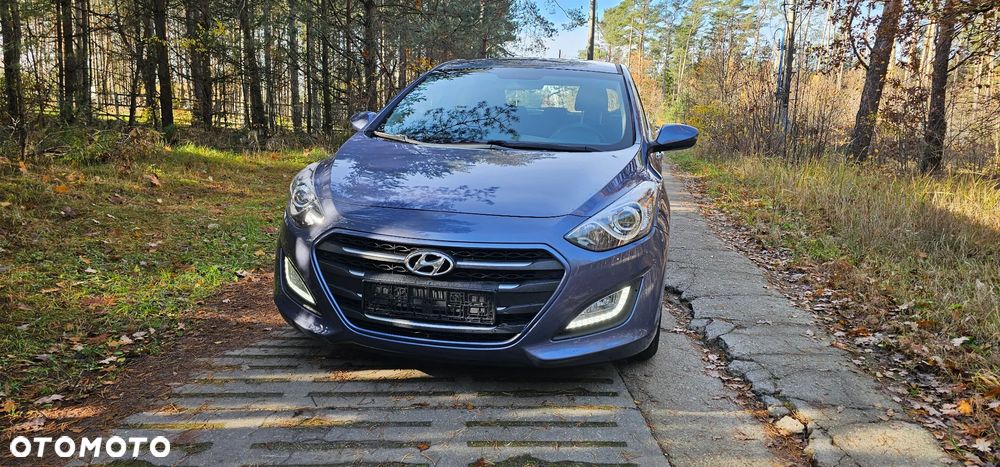 Hyundai i30 1.4 Select - 2
