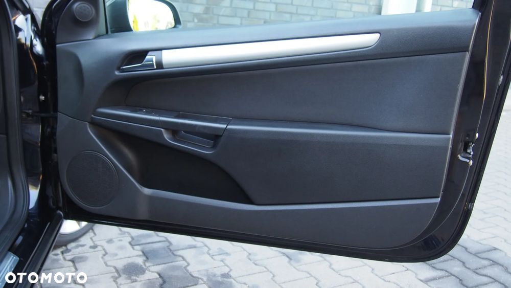 Opel Astra 1.9 CDTI Sport - 23