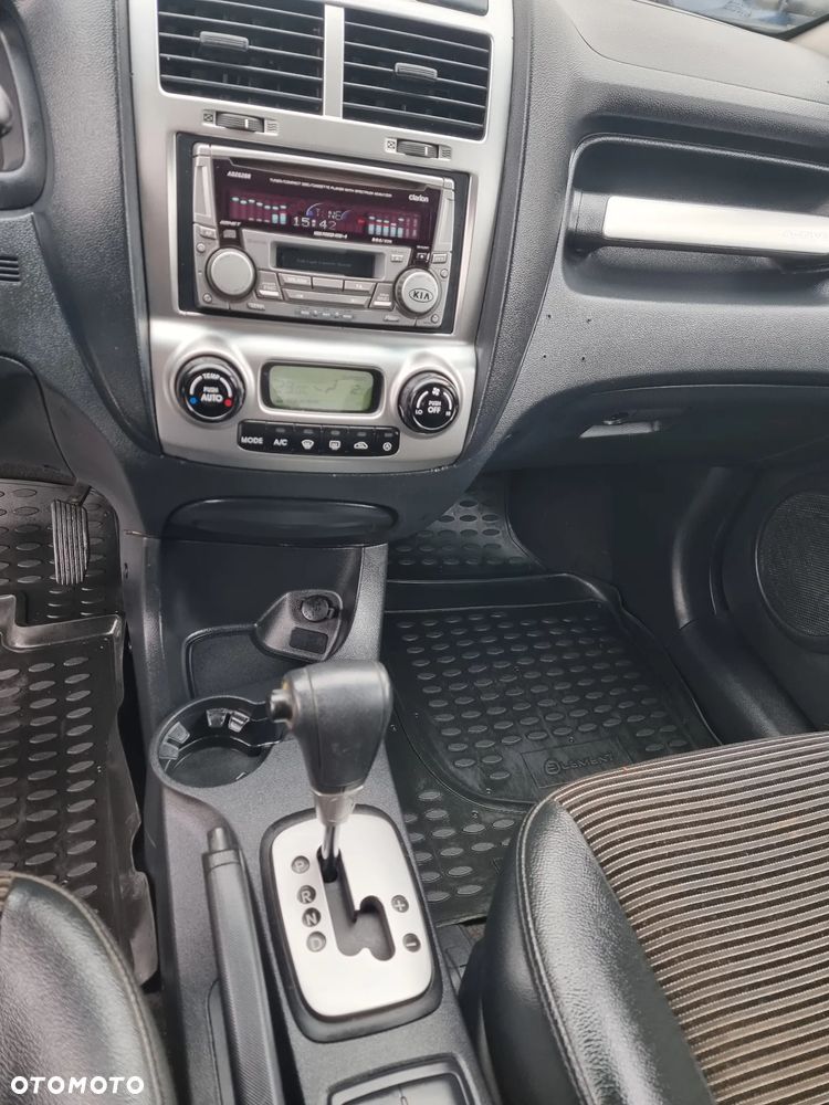 Kia Sportage 2.0 CRDI EX - 16