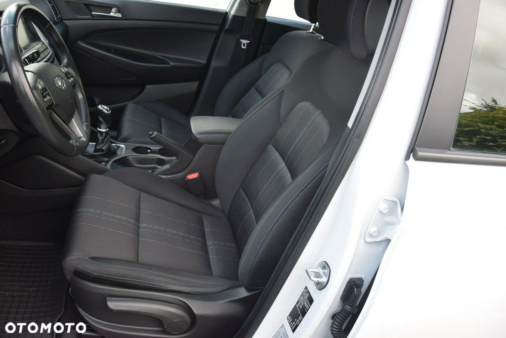 Hyundai Tucson blue 1.6 GDi 2WD Classic - 28