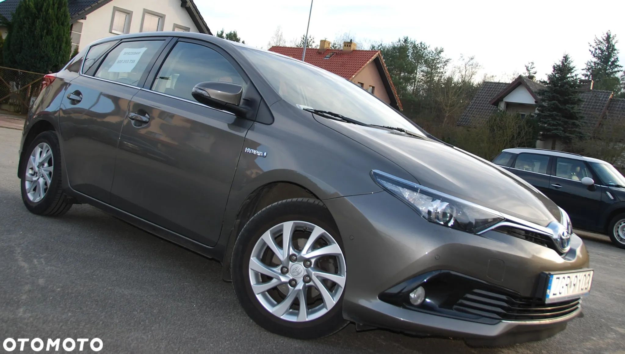 Toyota Auris - 1