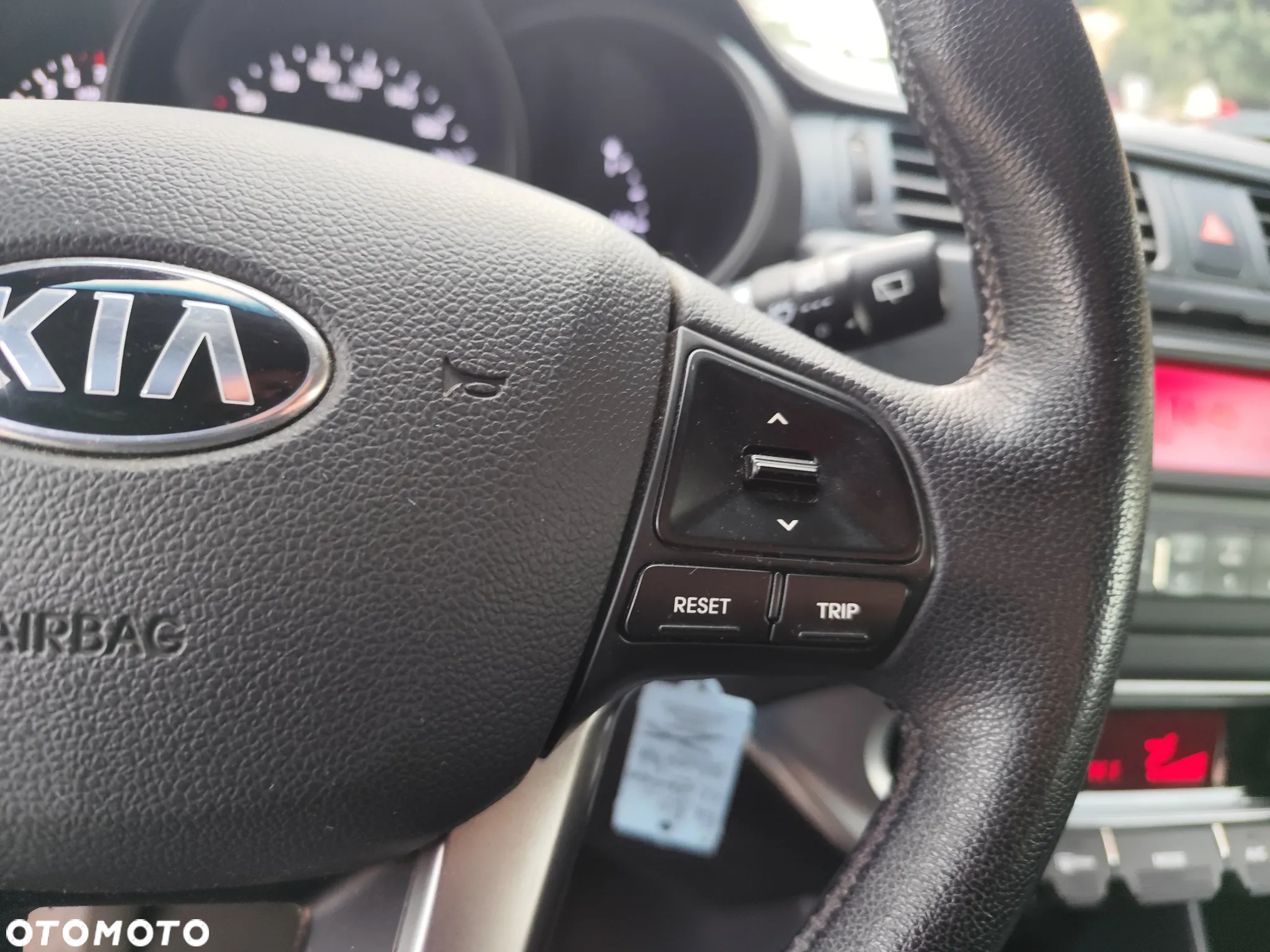 Kia Rio 1.2 Dream Team Edition - 12