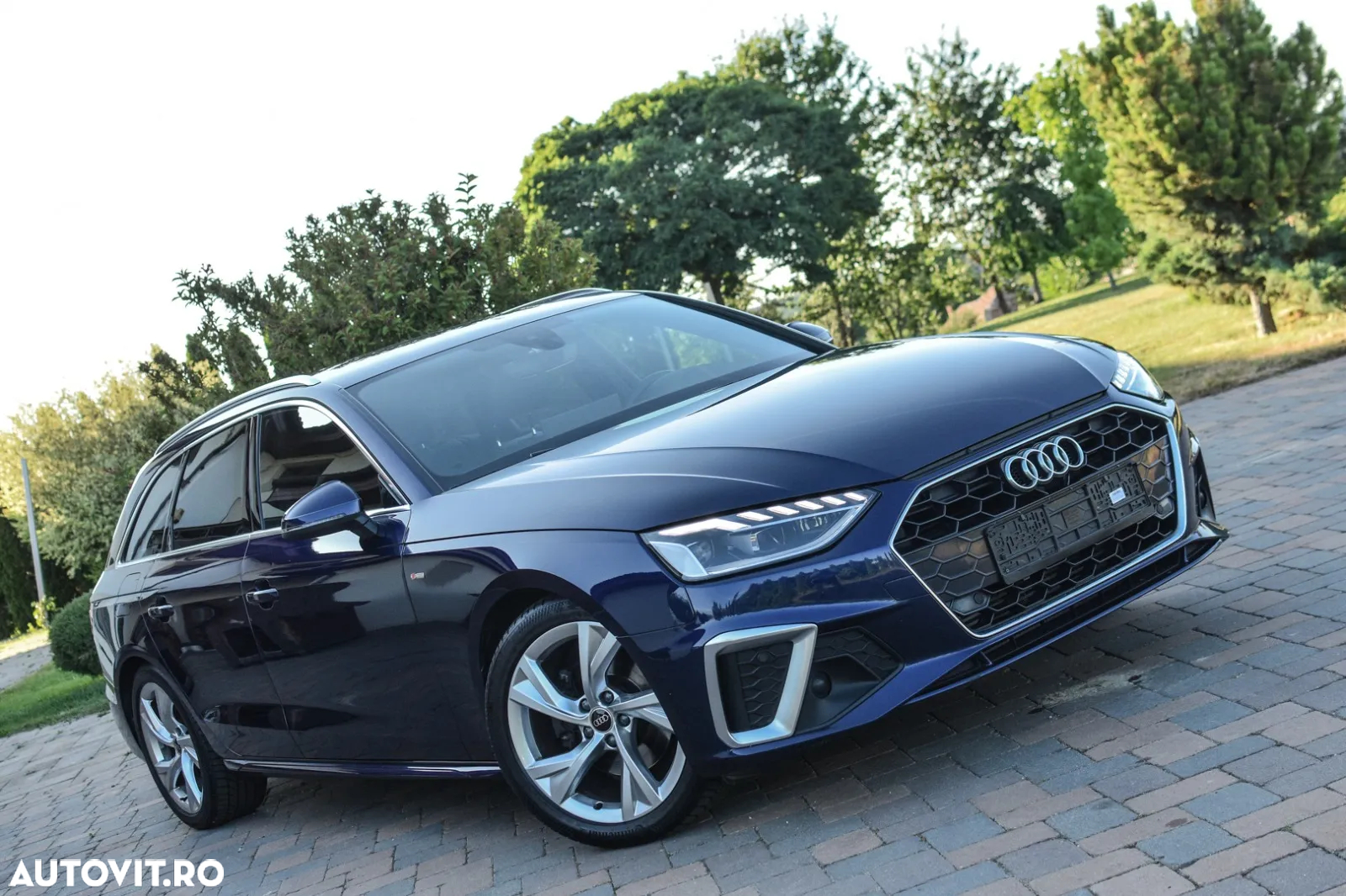 Audi A4 Avant 2.0 35 TFSI S tronic MHEV S Line - 12